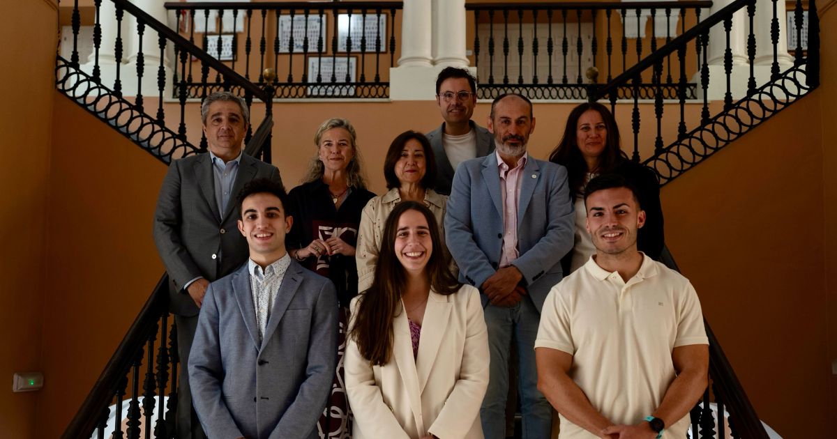 La UHU entrega los Premios a los TFG y TFM de la Cátedra Caja Rural del Sur de Empresa Familiar