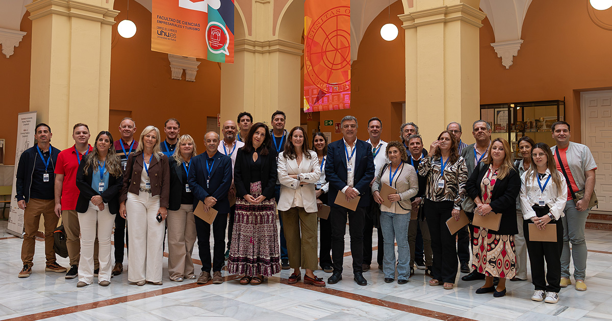 La UHU inicia una formación especializada dirigida a profesionales del transporte y la logística de América Latina