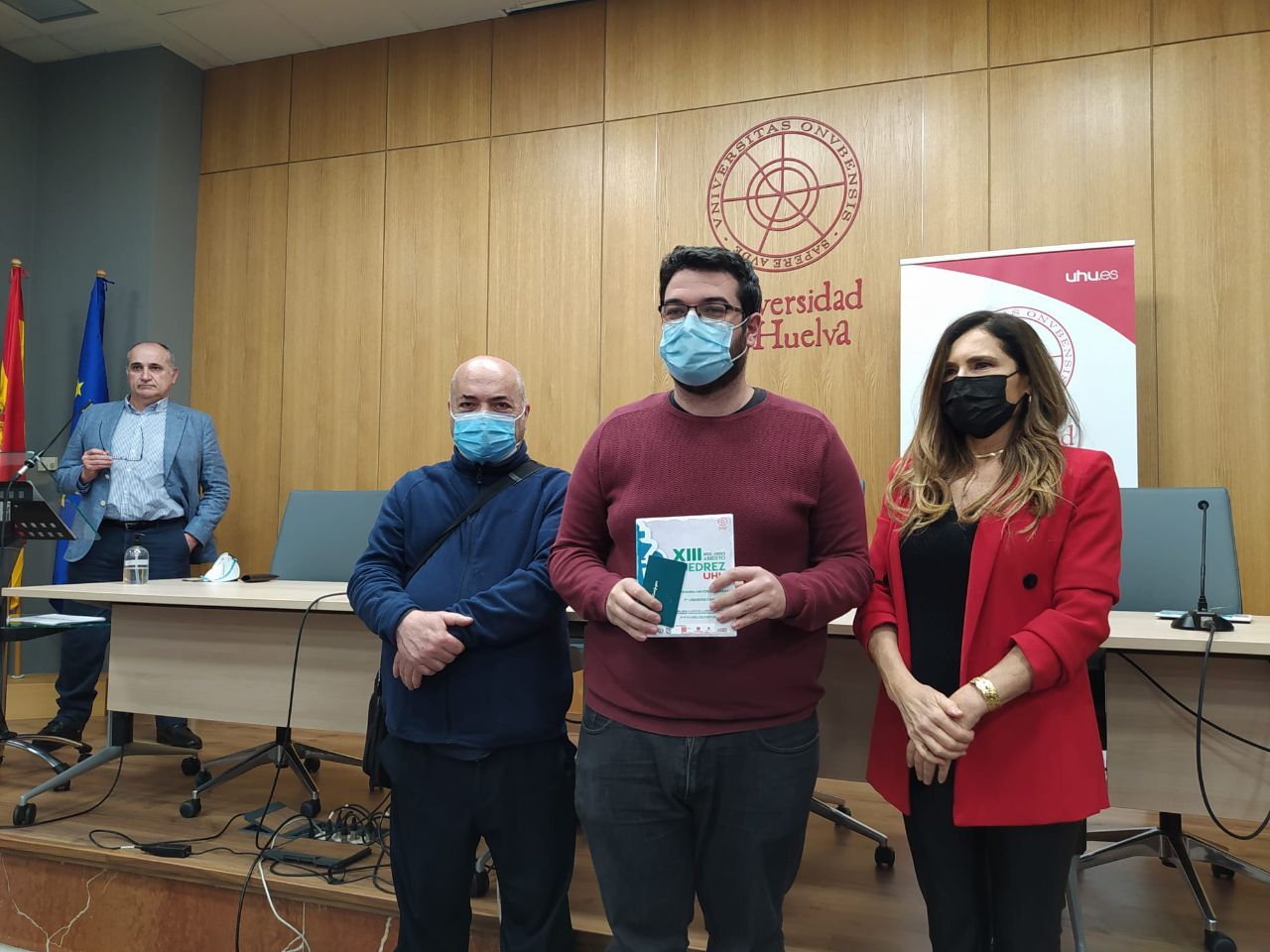 Entrega del premio a Ángel Mariano