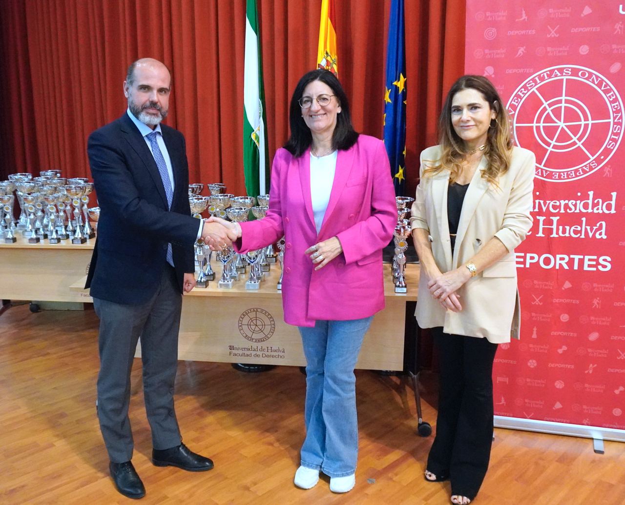 Firma del acuerdo de colaboración