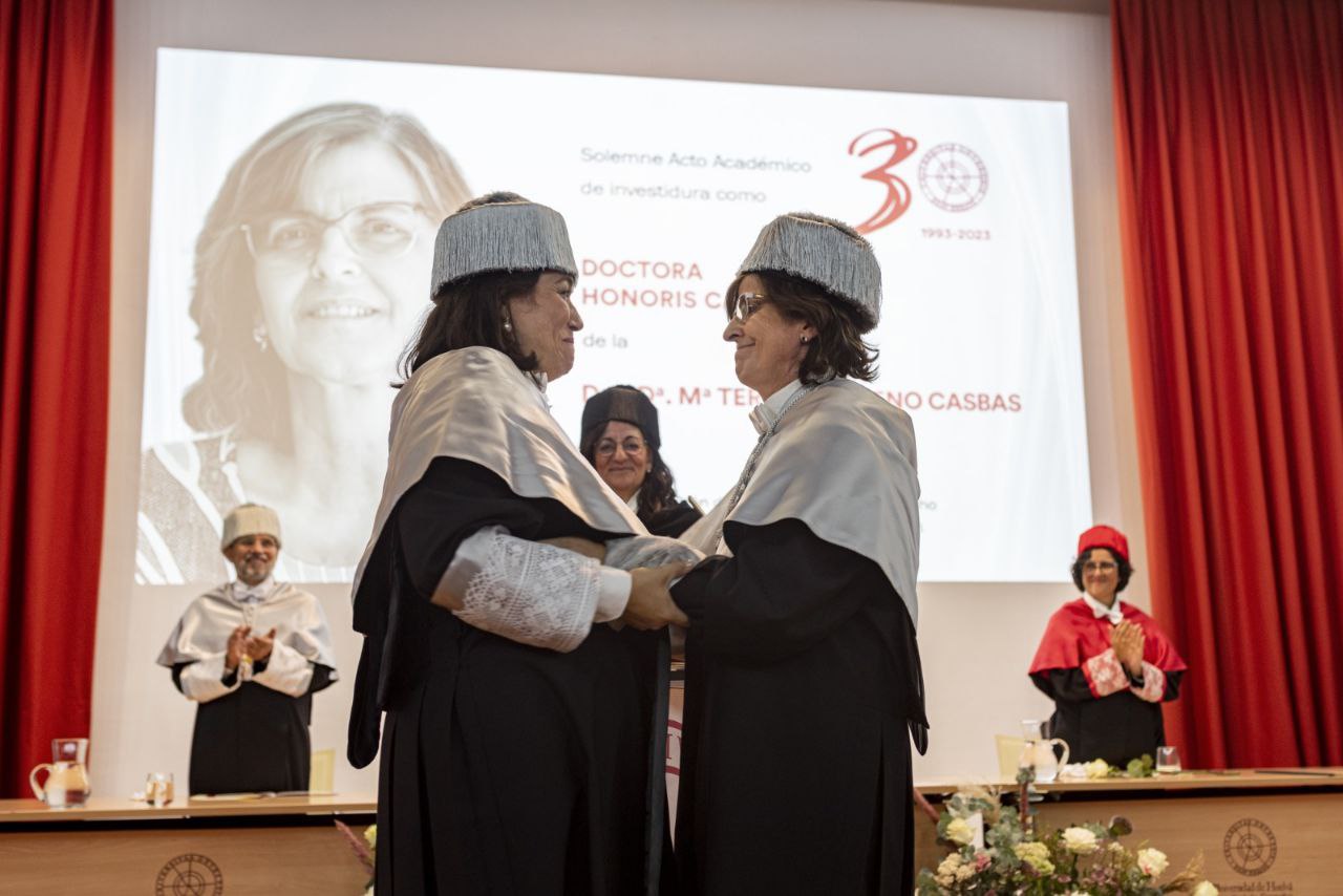 Fotografías de la investidura Honoris Causa de María Teresa Moreno Casbas