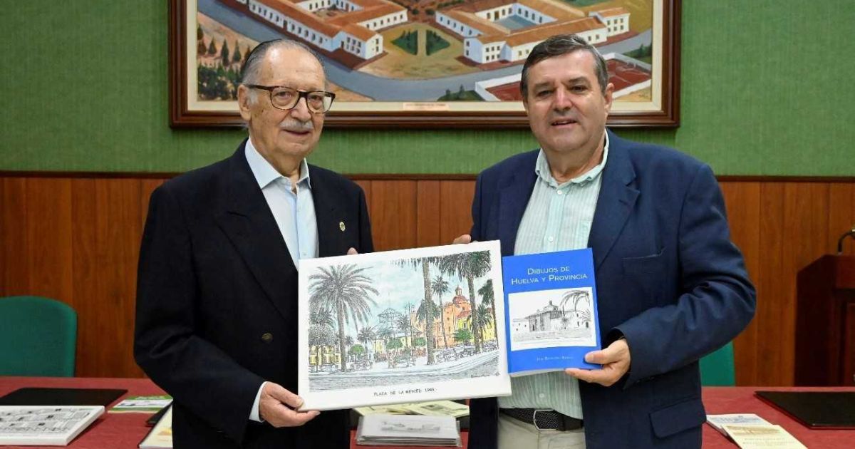 José Bacedoni dona una colección de sus libros publicados y de sus dibujos a la Biblioteca de la UHU
