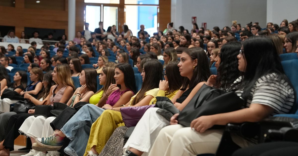 La Universidad de Huelva relanza su Programa de Alojamiento Alternativo para Mayores y Estudiantes