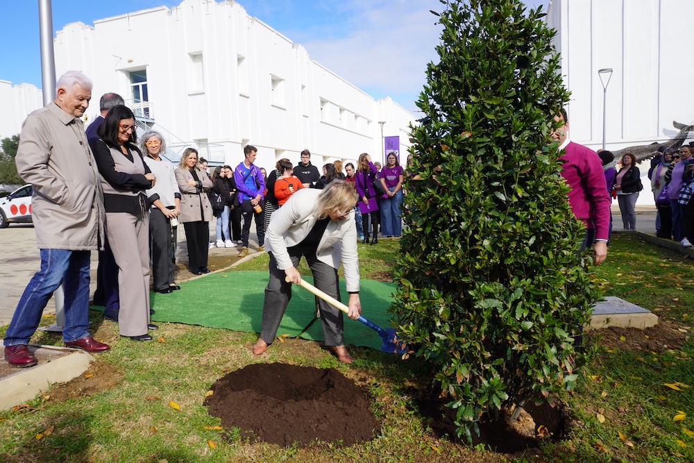 La UHU conmemora el `Día Internacional contra las violencias de género´