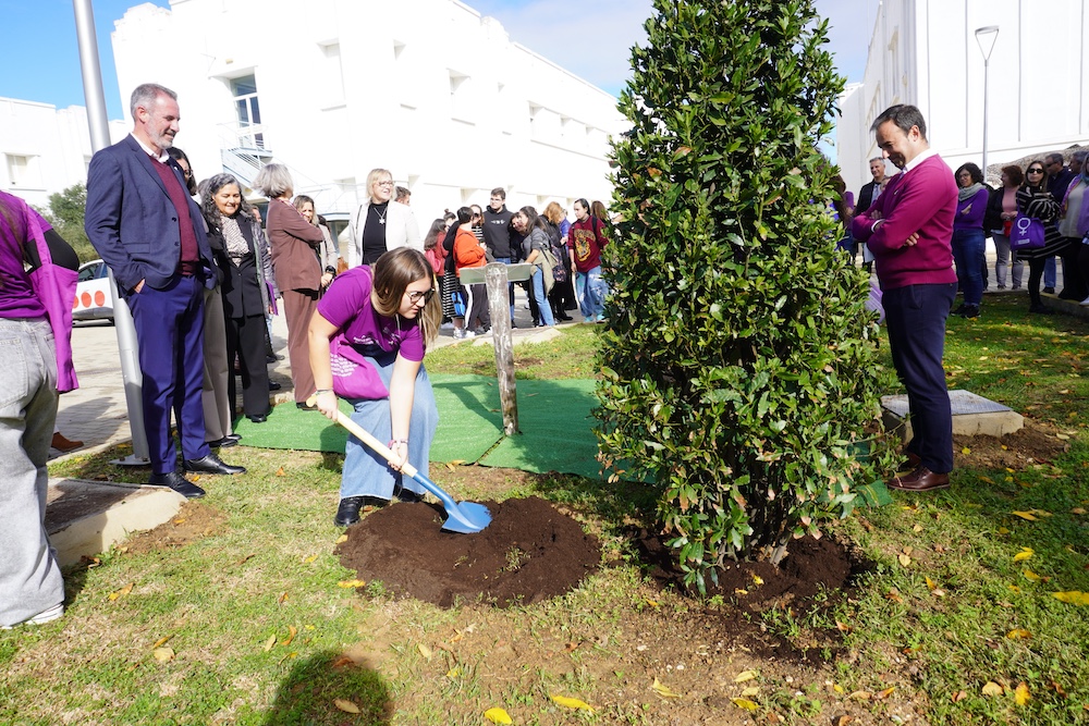 La UHU conmemora el `Día Internacional contra las violencias de género´