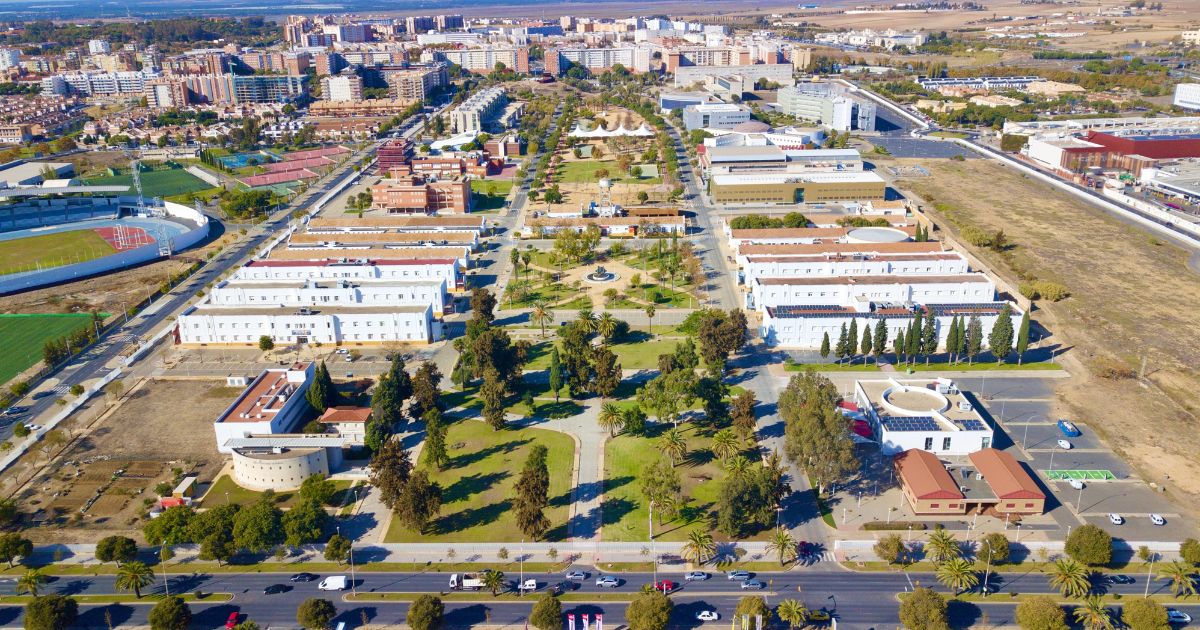 La Universidad de Huelva, entre las mejores del mundo en Enfermería y Educación