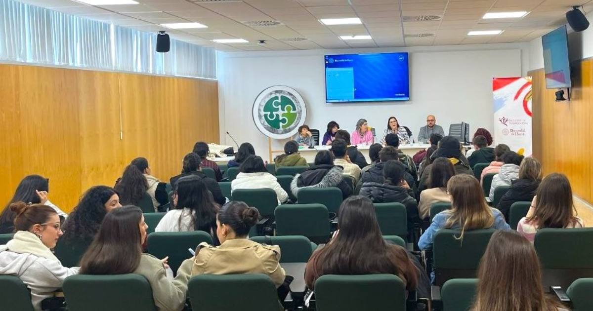 La solidaridad intergeneracional centra la celebración del Día Mundial del Trabajo Social 