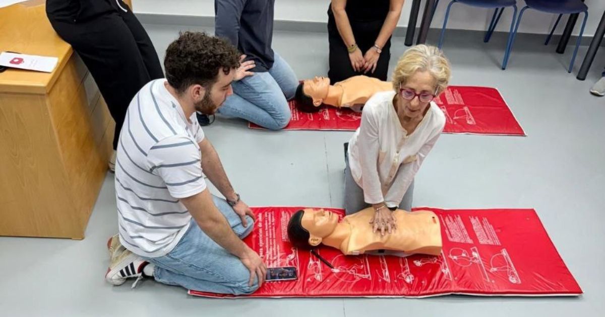 La UHU realiza un taller de promoción de la salud con la Fundación Don Bosco  