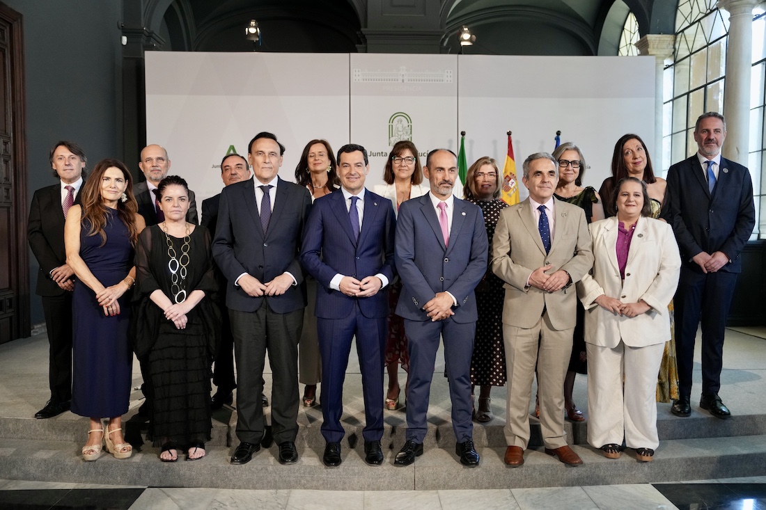 José Rodríguez Quintero toma posesión en San Telmo como rector de la Universidad de Huelva
