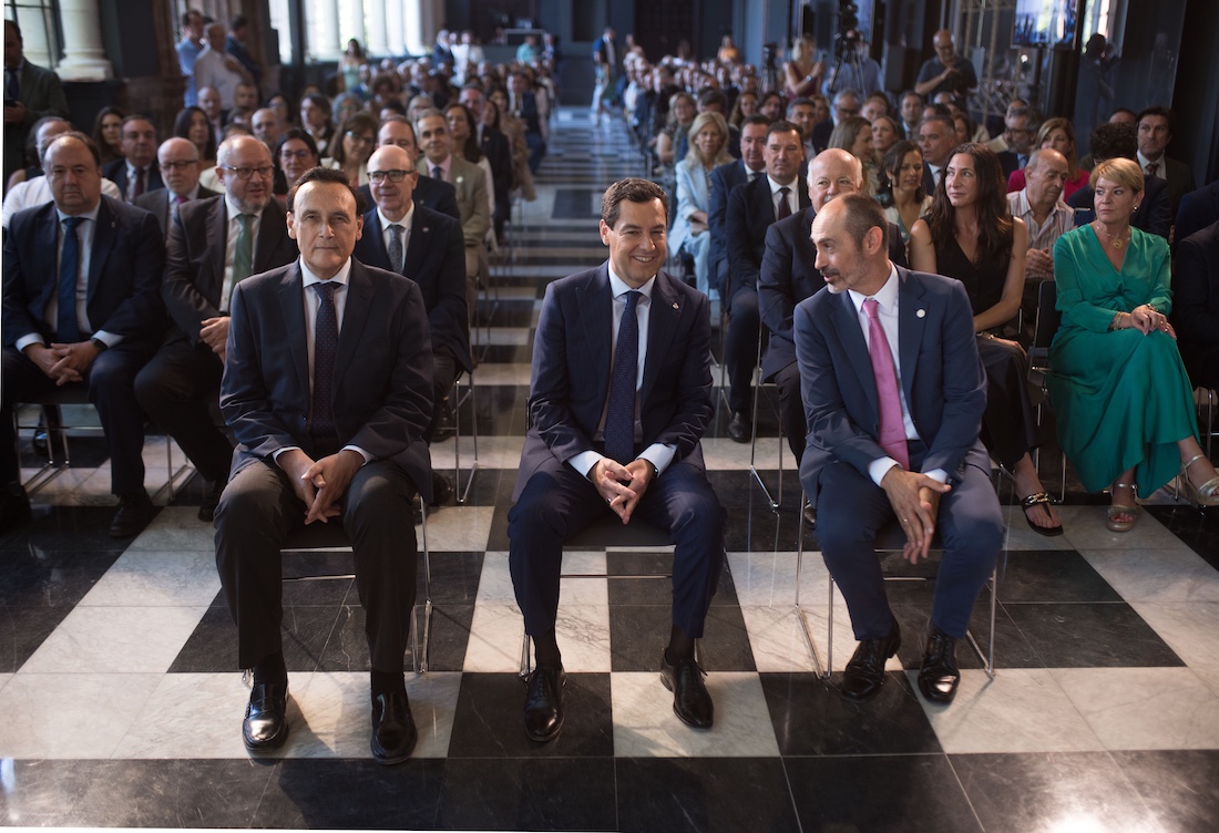 José Rodríguez Quintero toma posesión en San Telmo como rector de la Universidad de Huelva