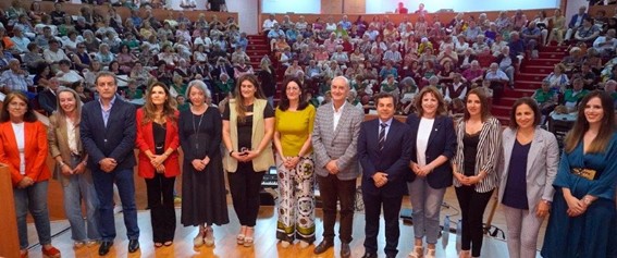 acto clausura aula experiencia 23