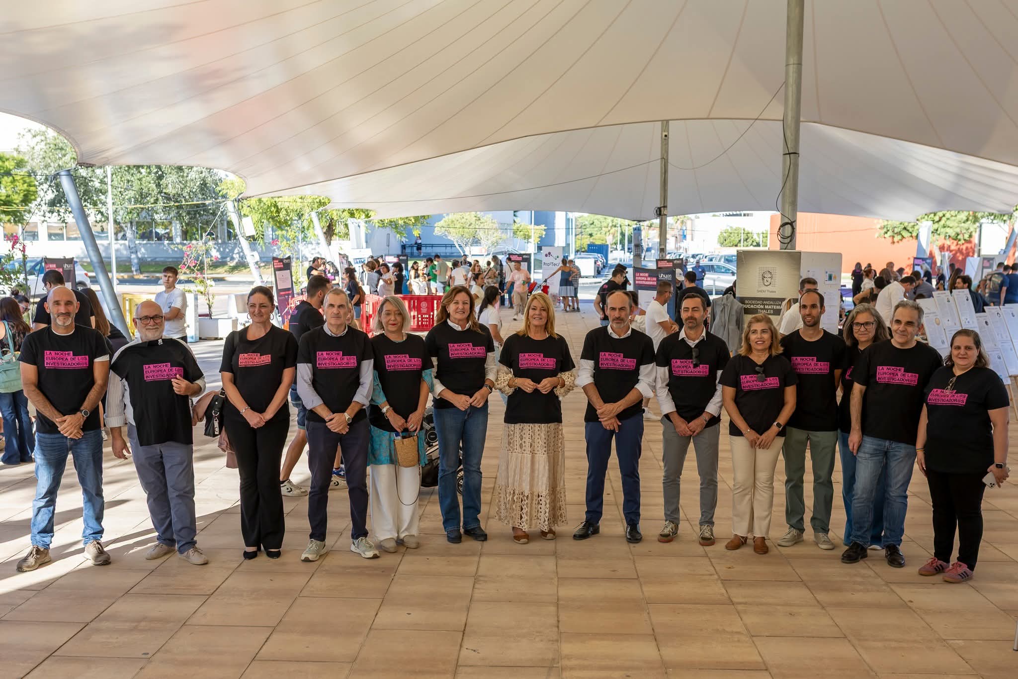 Noche investigadores 25