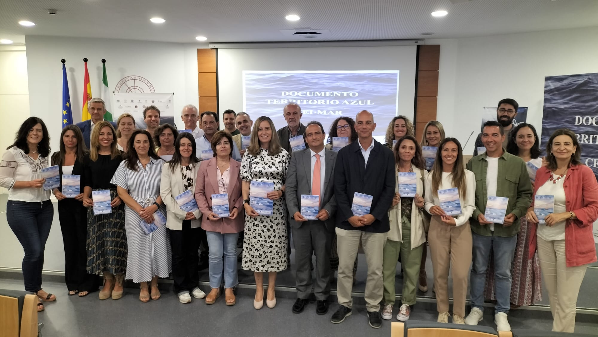 Presentación del documento Territorio Azul