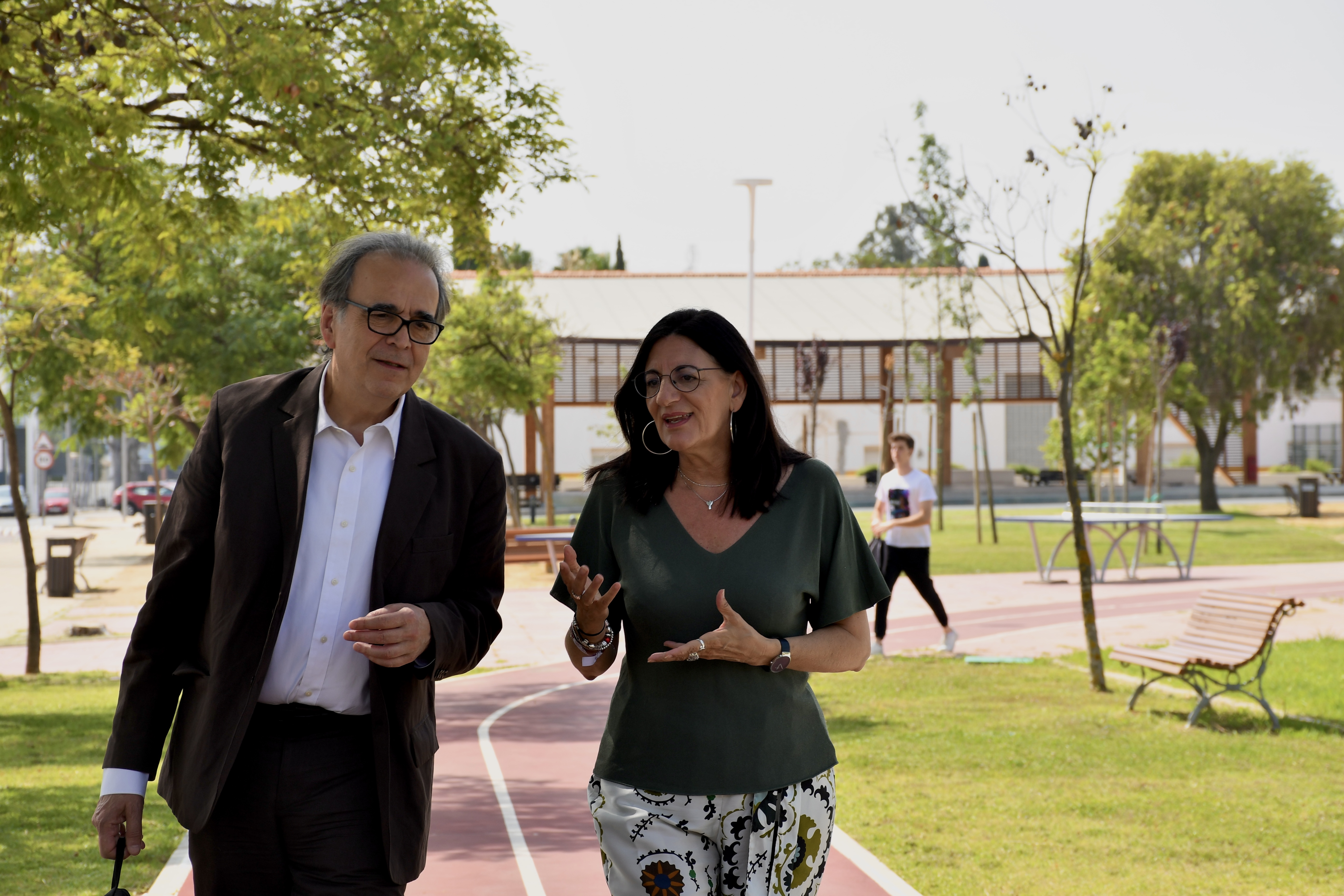 Ministro de Universidades y Rectora de la Universidad de Huelva