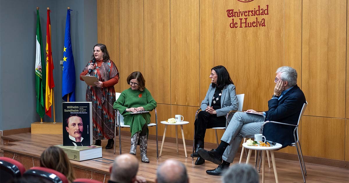La biografía de Wilhelm Sundheim cobra vida durante la presentación del nuevo libro de María Antonia Peña.
