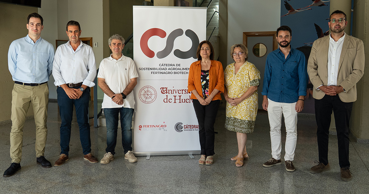 La Cátedra Fertinagro Biotech de la UHU celebra una jornada centrada en la sostenibilidad en la agricultura